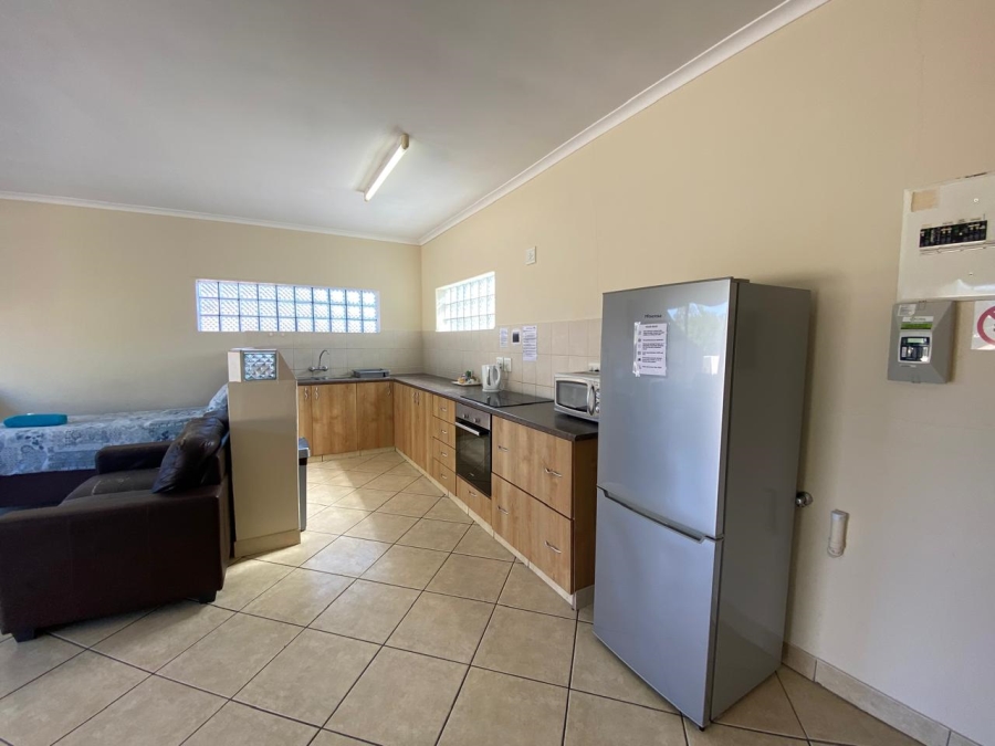 To Let 1 Bedroom Property for Rent in Kenridge Western Cape